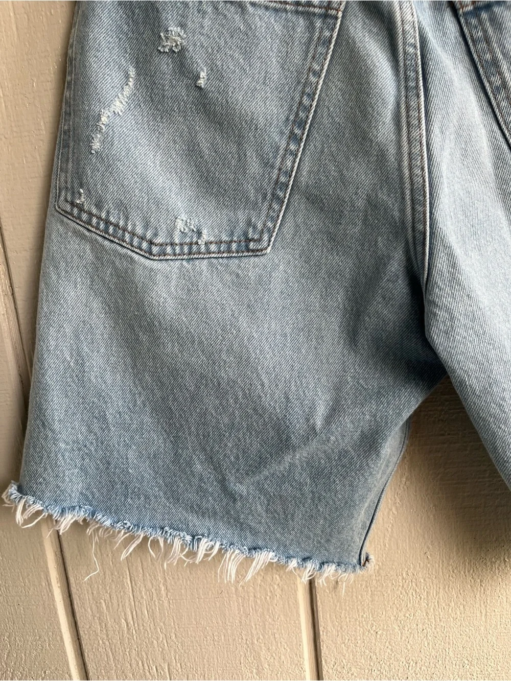 Madewell The Essex Long Baggy Short in Light Wash Size 26